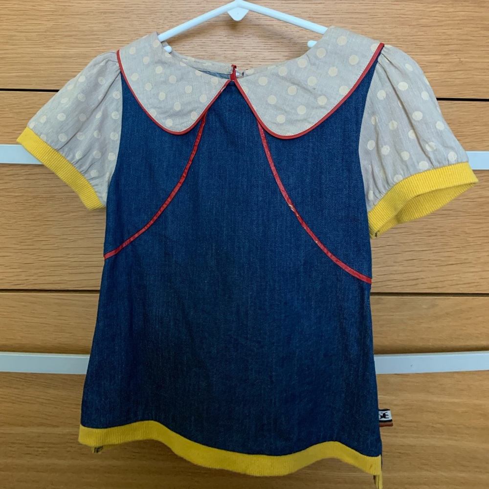 La Miniatura Girls Top sz youth 6, Gently Used